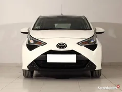 Biały Używany 2018 Toyota Aygo Hatchback | 36 499 zł (Uczciwa cena)