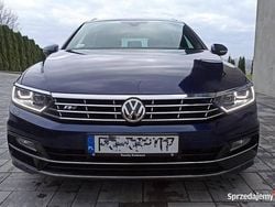 Granatowy Używany 2018 VW Passat R-line Kombi | 58 000 zł (Super Cena)
