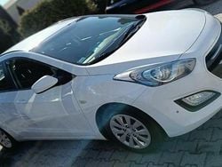 Biały Używany 2015 Hyundai i30 Kombi | 17 900 zł (Dobra cena)