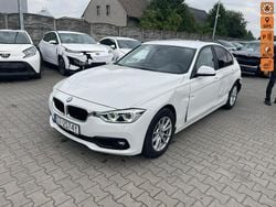 Biały (metalik) Używany 2018 BMW 318 Sedan/Limuzyna | 34 900 zł