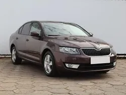 Brązowy Używany 2015 Skoda Octavia Hatchback | 41 499 zł (Uczciwa cena)