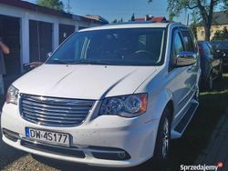 Używany 2016 Chrysler Town & Country Limited | 65 000 zł (Drogi)