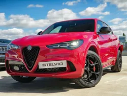Lakier pastelowy czerwony alfa red Nowe 2025 Alfa Romeo Stelvio Quadrifoglio SUV | 469 780 zł