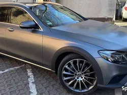 Używany 2018 Mercedes E220 | 94 900 zł (Super Cena)