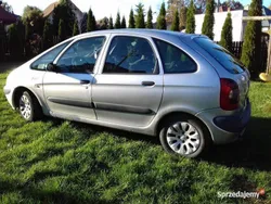 Srebrny Używany 2001 Citroën Xsara Picasso Minivan | 1650 zł (Uczciwa cena)