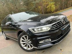 Czarny (metalik) Używany 2016 VW Passat R-line Kombi | 61 000 zł (Uczciwa cena)