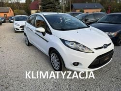Biały Używany 2011 Ford Fiesta Hatchback | 15 900 zł (Uczciwa cena)
