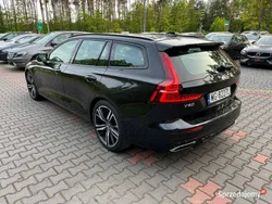 Czarny Używany 2020 Volvo V60 R-Design Kombi | 90 000 zł (Uczciwa cena)
