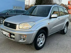 Srebrny Używany 2003 Toyota RAV4 SUV | 22 700 zł (Uczciwa cena)