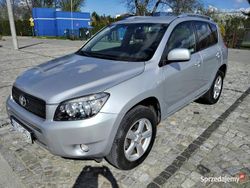 Srebrny Używany 2007 Toyota RAV4 SUV | 27 700 zł (Uczciwa cena)
