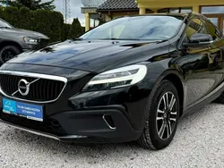Czarny Używany 2019 Volvo V40 CC Kombi | 62 900 zł