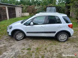 Biały Używany 2014 Suzuki SX4 SUV | 36 999 zł (Uczciwa cena)