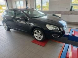 Czarny (metalik) Używany 2013 Volvo V60 Kombi | 31 200 zł (Super Cena)