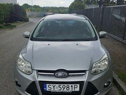 Srebrny Używany 2014 Ford Focus Kombi | 3800 zł