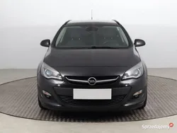 Czarny Używany 2014 Opel Astra Kombi | 23 999 zł (Dobra cena)