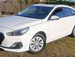 Biały Używany 2019 Hyundai i30 Kombi | 38 899 zł (Uczciwa cena)