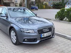 Szary Używany 2011 Audi A4 Kombi | 38 900 zł (Dobra cena)