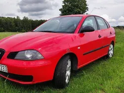 Czerwony Używany 2003 Seat Cordoba Sedan/Limuzyna | 3500 zł (Uczciwa cena)