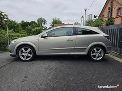 Szary Używany 2006 Opel Astra GTC Sport Coupe | 12 999 zł