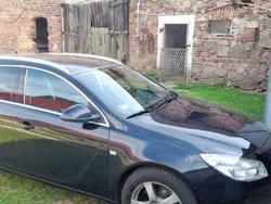 Czarny Używany 2011 Opel Insignia Sedan/Limuzyna | 18 000 zł