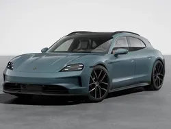 Pale blue metallic Nowe 2024 Porsche Taycan 4S Sport Turismo Sedan/Limuzyna | 763 230 zł (Drogi)