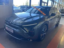 Zielony (metalik) Używany 2022 Citroën C5 X Hatchback | 162 000 zł