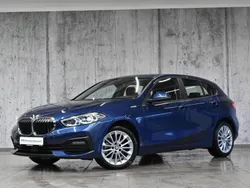 Niebieski phytonic metalizowany Używany 2024 BMW 118 Advantage Hatchback | 109 800 zł (Super Cena)