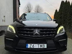 Czarny Używany 2012 Mercedes ML63 AMG AMG SUV | 12 900 zł