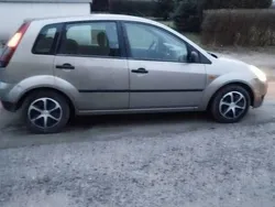 Używany 2002 Ford Fiesta Hatchback | 3700 zł (Dość drogi)