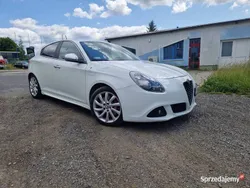 Biały Używany 2010 Alfa Romeo Giulietta Hatchback | 26 500 zł (Dość drogi)