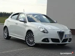 Biały Używany 2012 Alfa Romeo Giulietta Hatchback | 26 600 zł (Uczciwa cena)