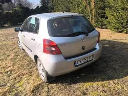 Srebrny Używany 2006 Toyota Yaris Sedan/Limuzyna | 12 500 zł (Uczciwa cena)