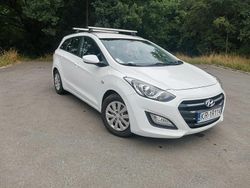 Biały Używany 2016 Hyundai i30 Kombi | 31 900 zł (Uczciwa cena)