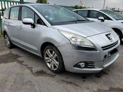 Srebrny Używany 2010 Peugeot 5008 Minivan | 7999 zł