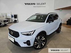 Niebieski Używany 2025 Volvo XC40 SUV | 179 900 zł (Drogi)