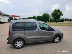 Szary Używany 2010 Peugeot Partner Minivan | 12 700 zł (Drogi)