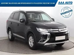 Czarny Używany 2016 Mitsubishi Outlander SUV | 48 999 zł (Super Cena)