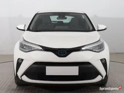Biały Używany 2022 Toyota C-HR SUV | 96 999 zł (Dobra cena)