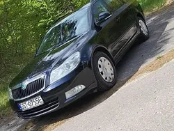 Czarny Używany 2012 Skoda Octavia Kombi | 17 900 zł