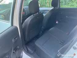 Biały Używany 2014 Dacia Sandero Hatchback | 21 500 zł (Uczciwa cena)