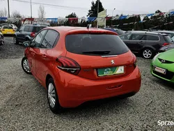 Pomarańczowy (metalik) Używany 2016 Peugeot 208 Hatchback | 26 900 zł (Uczciwa cena)