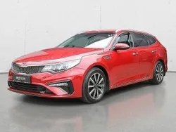 Czerwony Używany 2018 Kia Optima | 63 900 zł (Dość drogi)