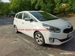 Biały Używany 2013 Kia Carens Minivan | 31 900 zł (Uczciwa cena)
