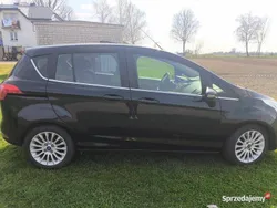 Czarny Używany 2013 Ford B-MAX Minivan | 25 000 zł (Uczciwa cena)