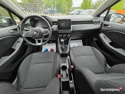 Czarny (metalik) Używany 2022 Renault Clio V Hatchback | 42 666 zł (Super Cena)