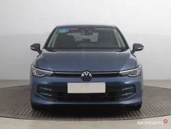 Niebieski Używany 2024 VW Golf VIII Hatchback | 99 999 zł (Dość drogi)