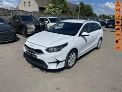 Biały (metalik) Używany 2023 Kia Ceed 2 Kombi | 39 900 zł