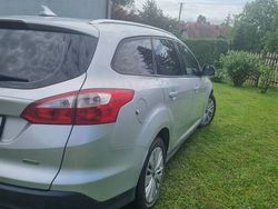 Srebrny Używany 2014 Ford Focus Kombi | 23 800 zł (Uczciwa cena)