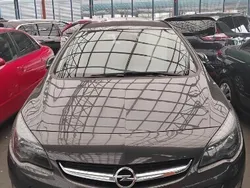 Inny kolor Używany 2015 Opel Astra Kombi | 25 600 zł (Uczciwa cena)