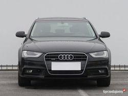 Czarny Używany 2015 Audi A4 Kombi | 45 999 zł (Dobra cena)